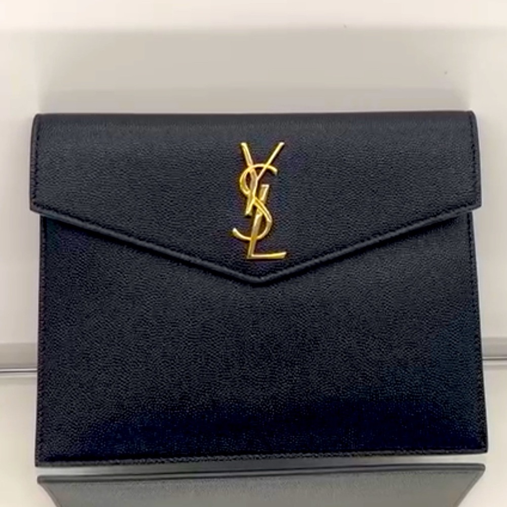 S⭕️LD - BNWT YSL Uptown Clutch